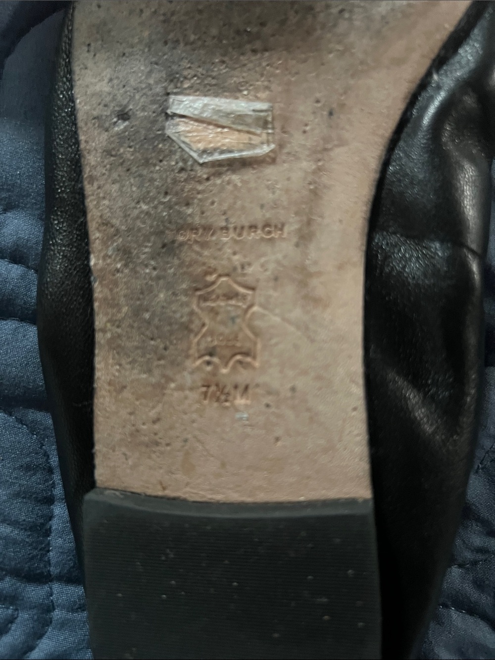 Tory Burch Black Leather Ballet Flats with Gold Logo - Picture 3 of 8